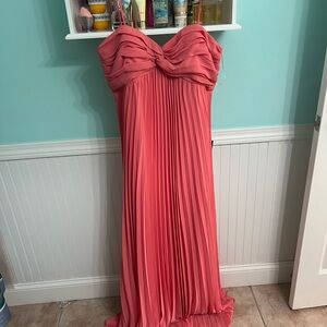 Lulu's Coral Pink Pleated Strapless Wedding Guest Gown